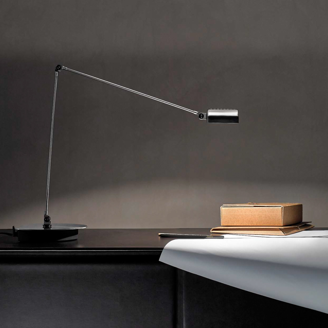 Lumina Daphine Cloe LED Desk Lamp| Image:6
