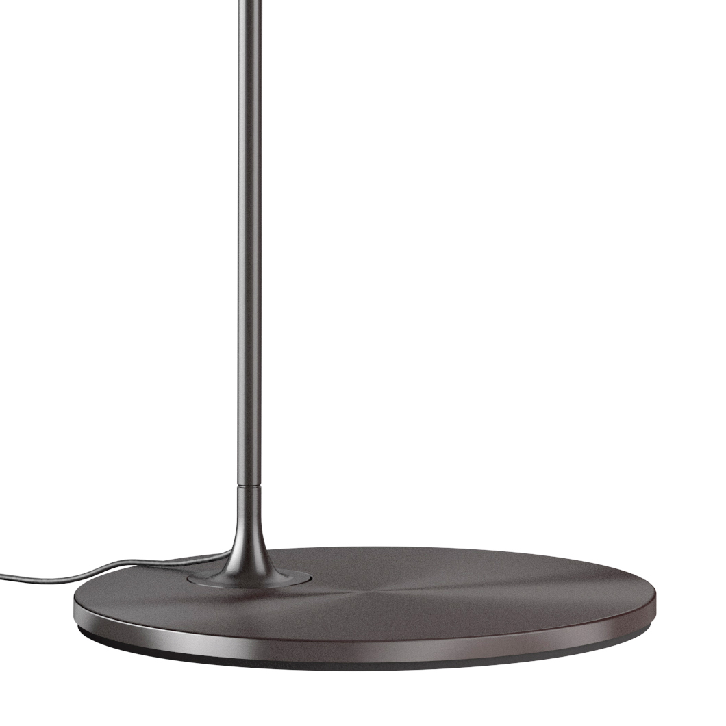 Lumina Flo LED Desk Lamp| Image:2