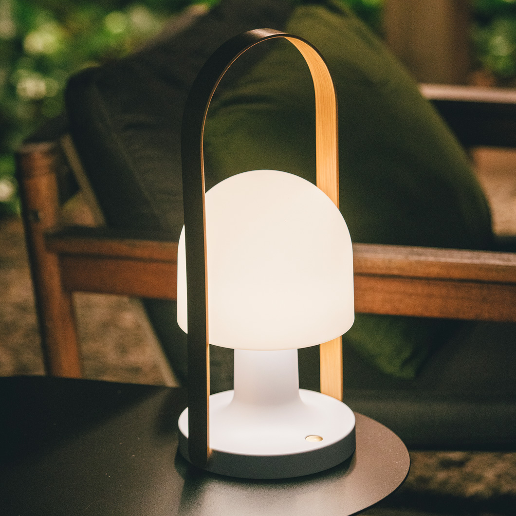 Marset FollowMe Plus Portable Cordless LED Table Lamp| Image:4