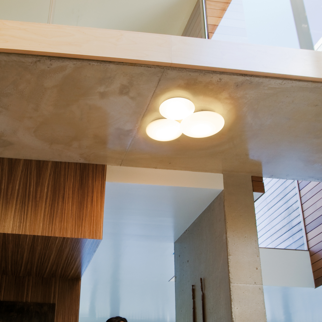 Vibia Puck Multiples Wall/Ceiling Light| Image:1
