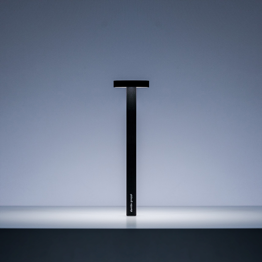 Davide Groppi Tetatet Portable Cordless LED Table Lamp| Image:8