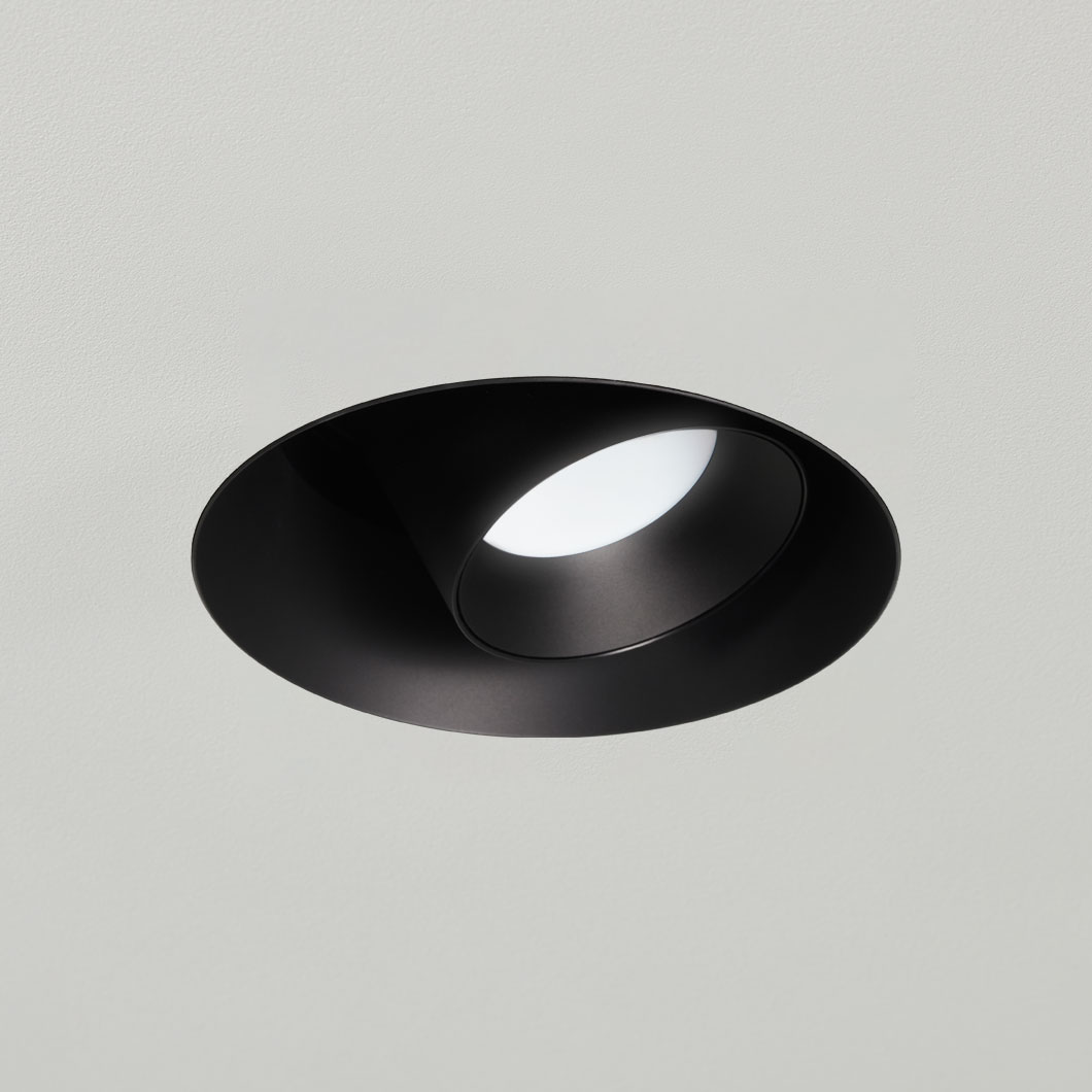 Motion downlight store