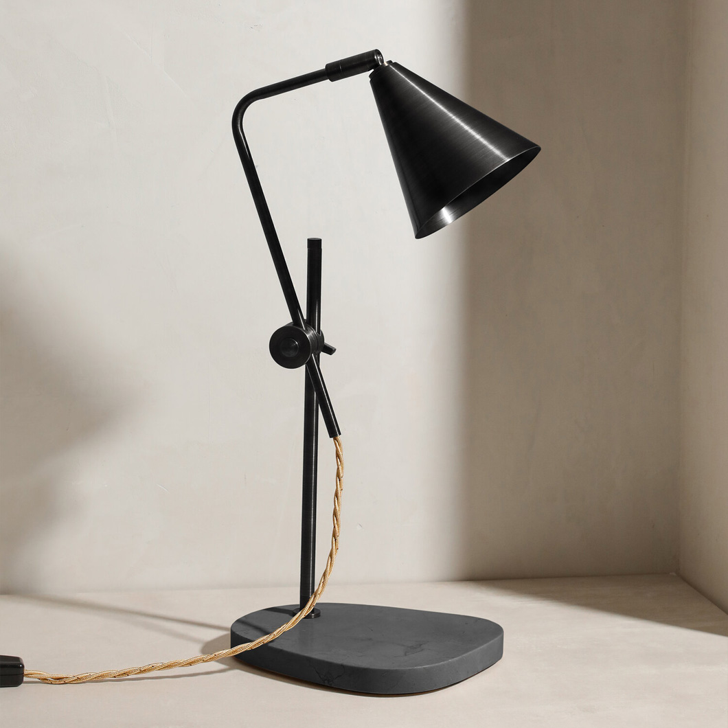 Contain Cone Table Lamp| Image : 1