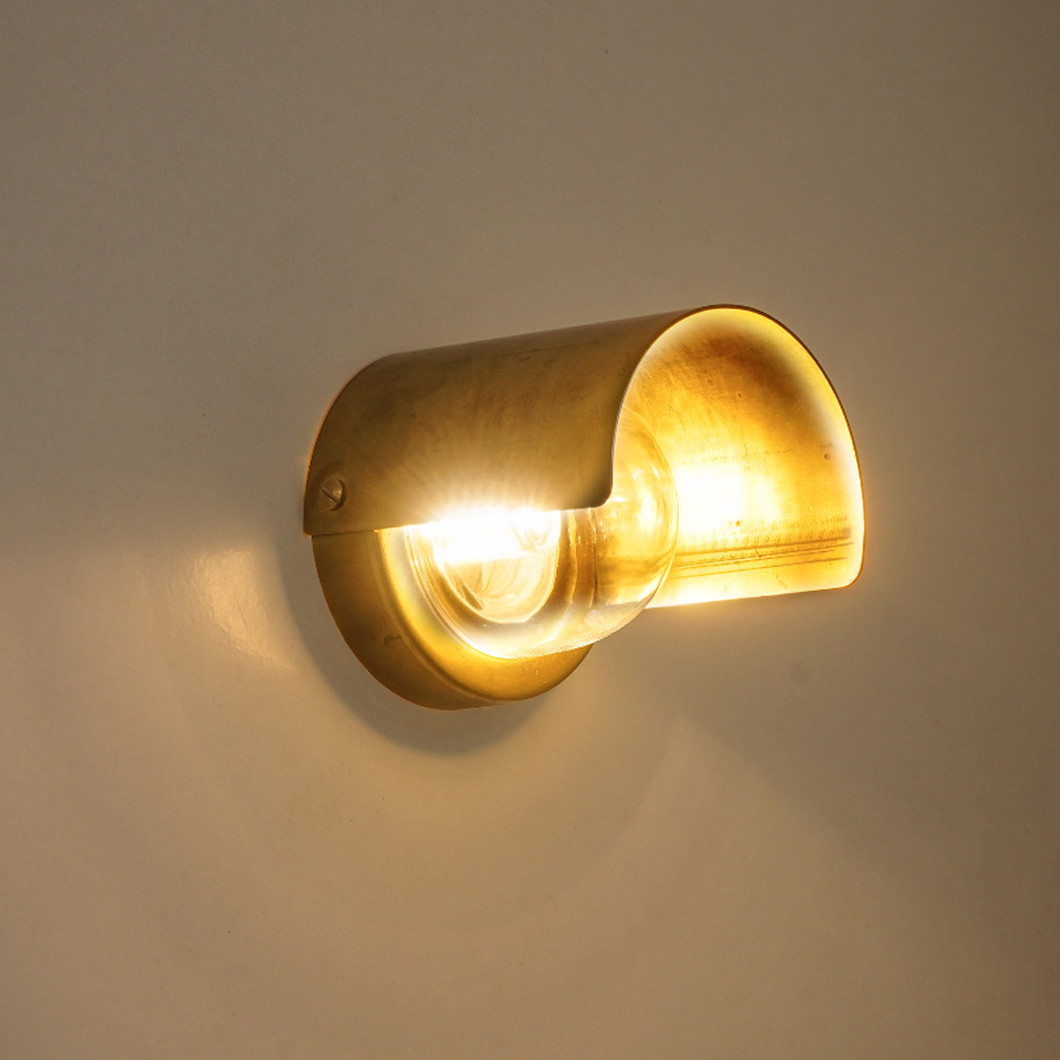 Contain Alba Monocle Wall Light| Image : 1