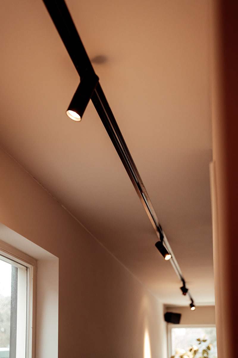 DLD Alps LED Recessed Mounted Track System Package - Next Day Delivery| Image:4